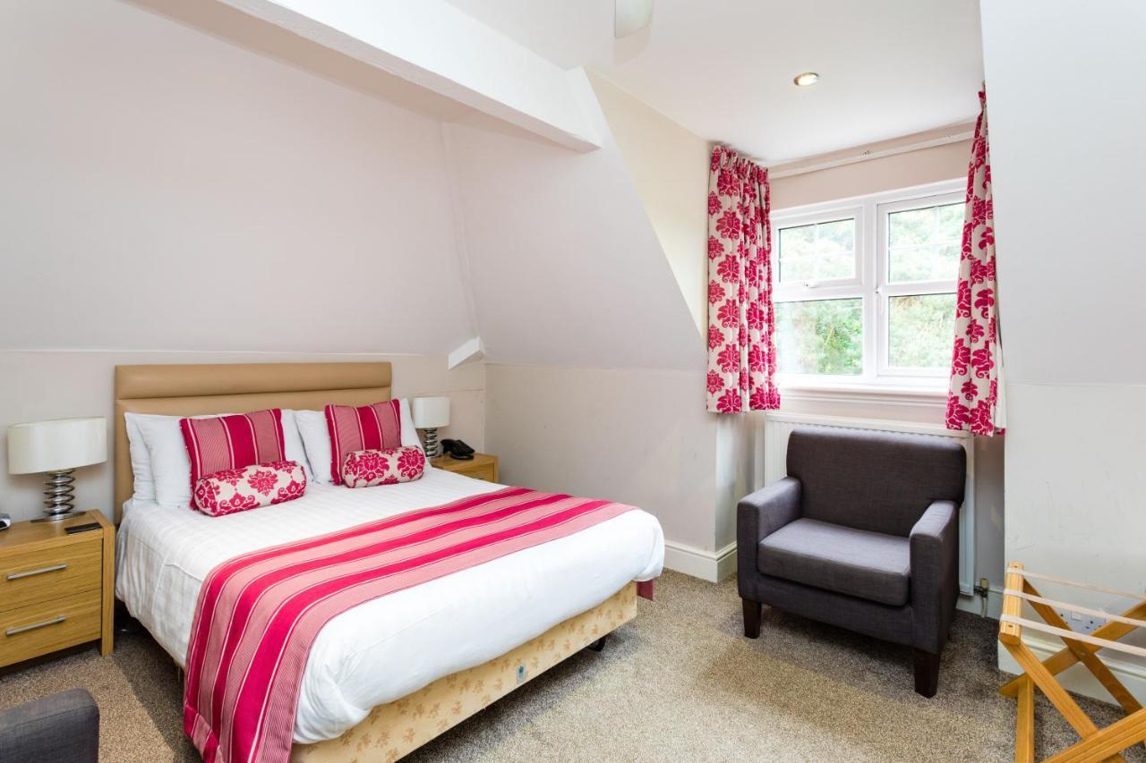 The Lawn Guest House Gatwick Хорли Номер фото